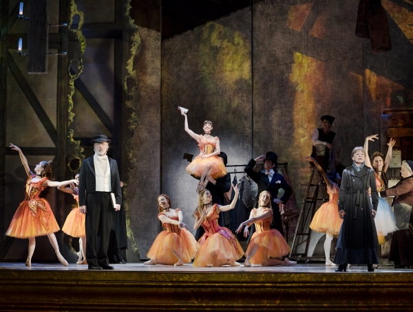 The_company_of_Marie__Dancing_Still_at_The_5th_Avenue_Theatre-_Credit_Paul_Kolnik-600x455